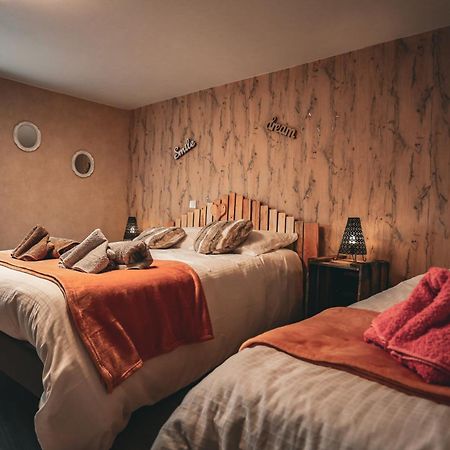 Gite , Au Dormeur Du Val Vireux-Wallerand Eksteriør billede